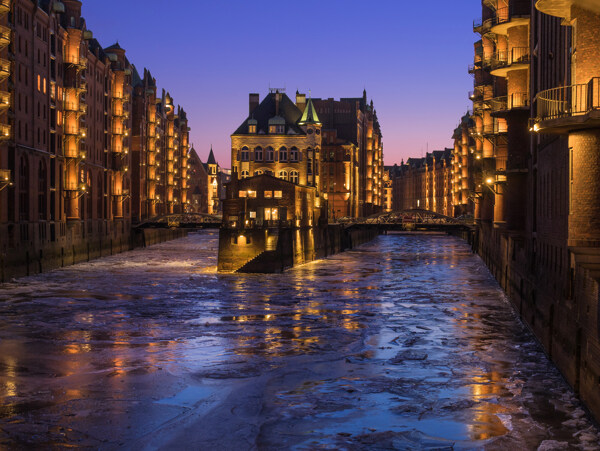 德国汉堡房屋河流傍晚城市