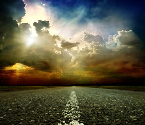 道路与天空背景素材图片