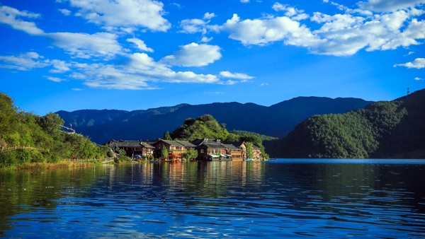 瀘沽湖