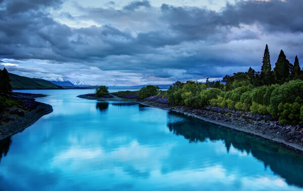 新西兰铁卡波湖图片