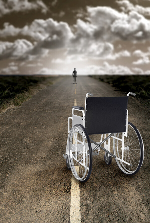 公路上的輪椅圖片