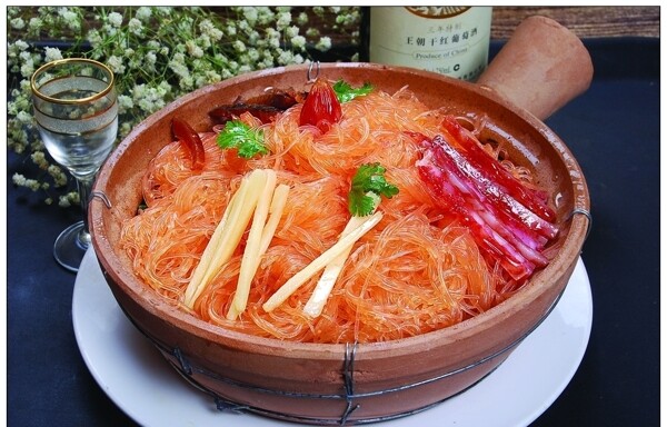 廣式臘味粉絲煲圖片