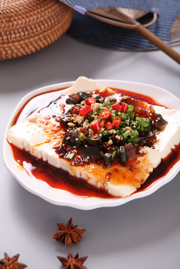 皮蛋豆腐