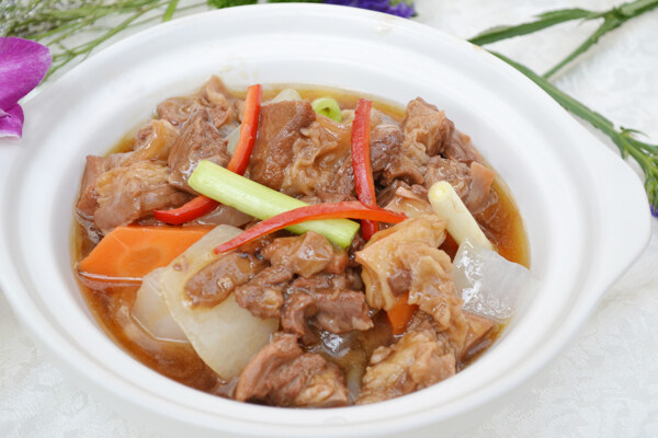 牛肉燉蘿卜圖片