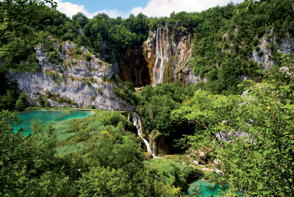 奇石碧海瀑布水流自然景观图片图片