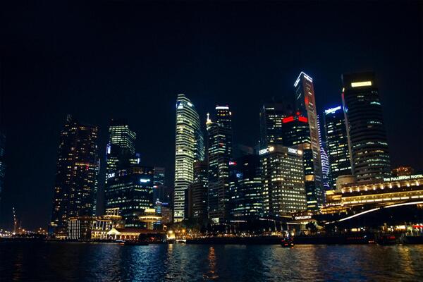 新加坡金融贸易区夜景图片