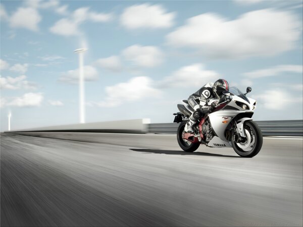 Yamaha摩托车图片
