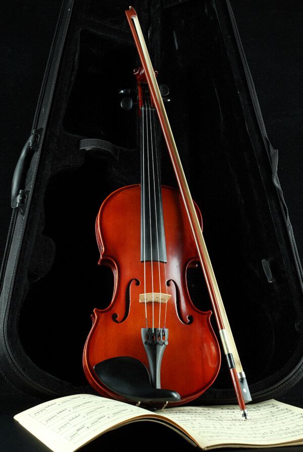 小提琴与乐章高清图片素材