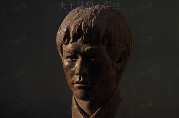 李小龍肖像雕塑圖片