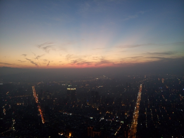 台湾101塔俯拍夜景