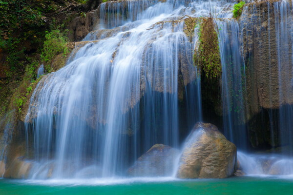 唯美山水瀑布风景图片