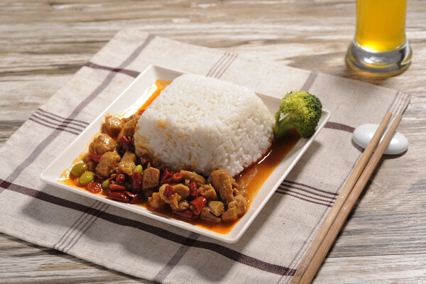 蓋澆飯