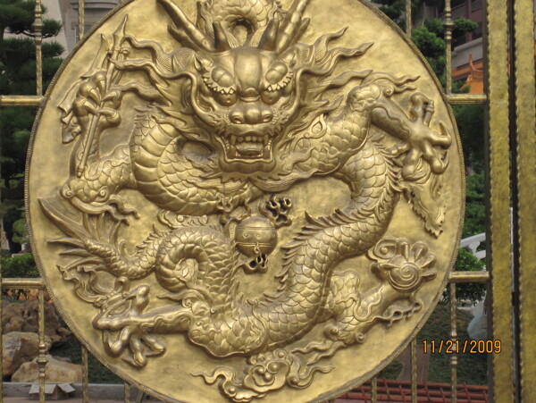 龍浮雕仿古門