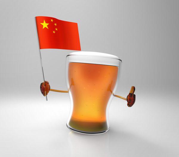 中国国旗与啤酒图片