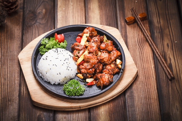 黑椒雞米飯