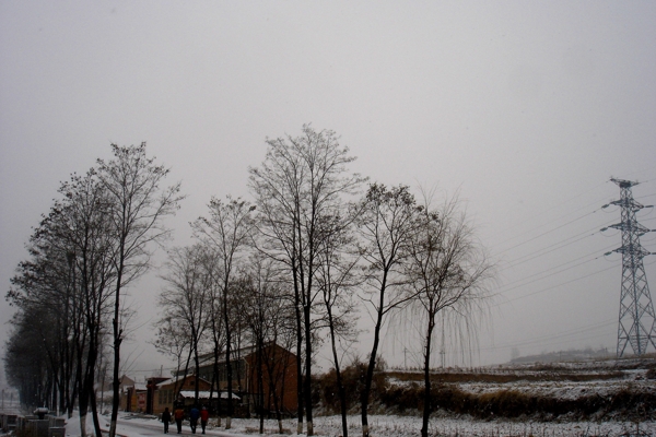 冬天小村庄图片