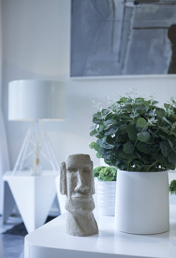 现代简约客厅绿色植物装饰效果图
