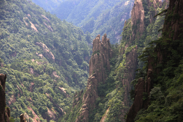 自然山峰风景图片