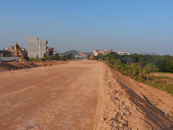 新建公路红泥路图片