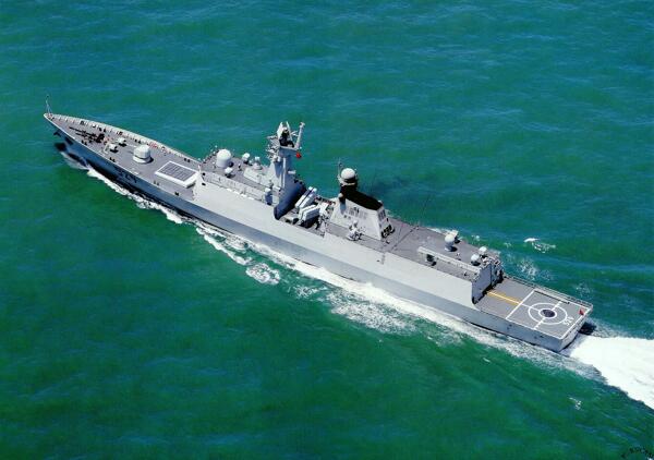中国海军054A型导弹护卫舰舟山号图片