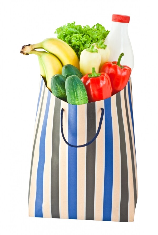 装在购物袋里的蔬菜与水果