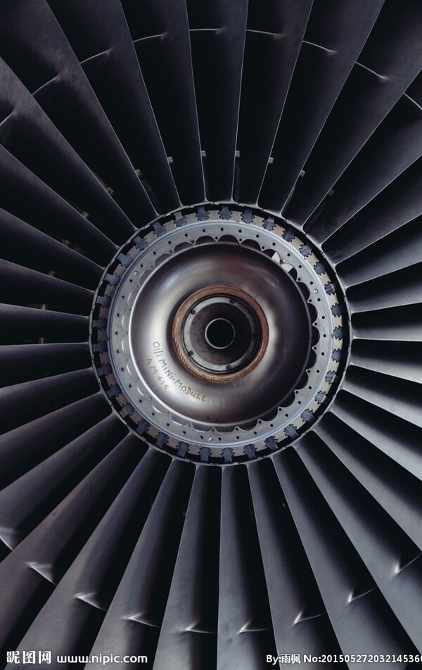 飞机引擎图片