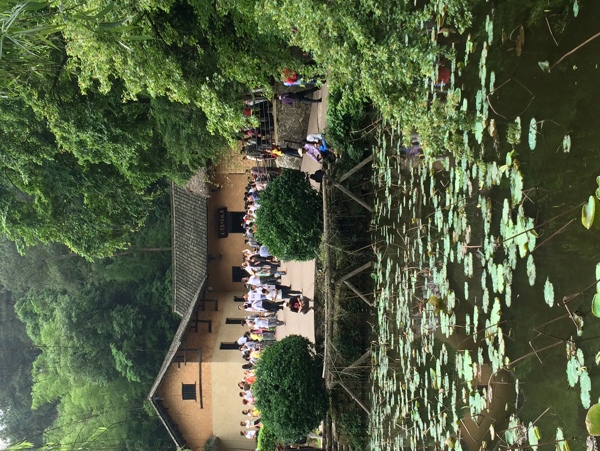 朴实自然故居图片