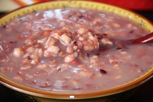 高清八宝粥摄影图片薏米红豆粥