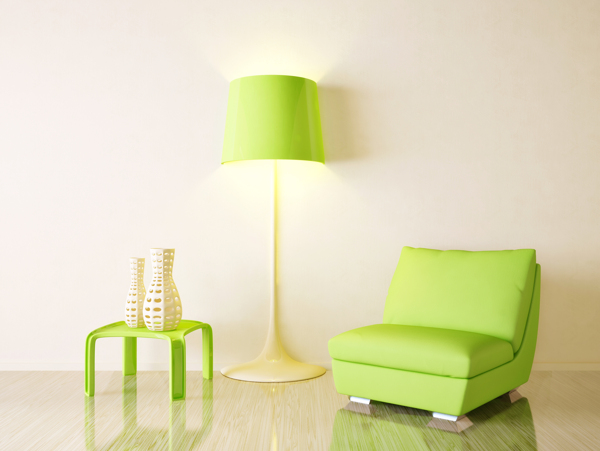 绿色沙发与落地台灯图片