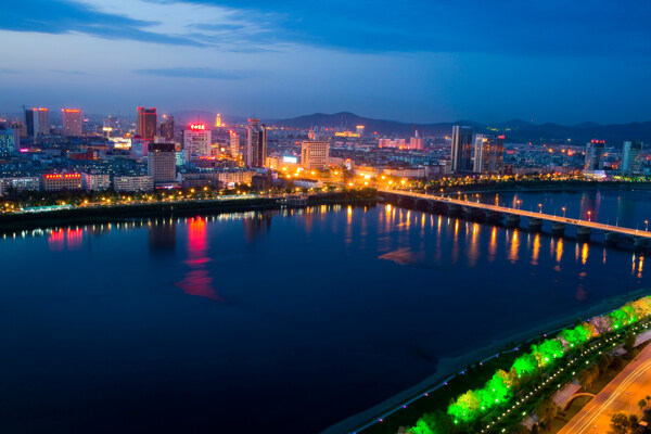 吉林城市夜景图片