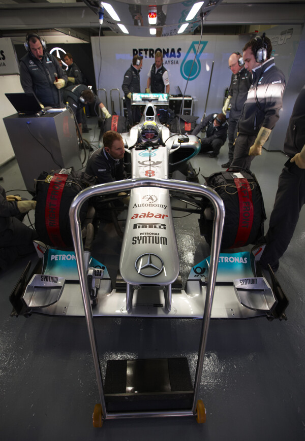 展览中的F1赛车图片