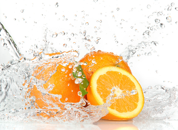 橙子与水珠素材图片