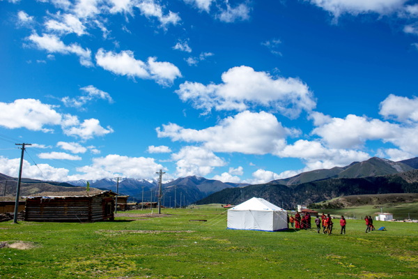 蒙古大草原风景图片