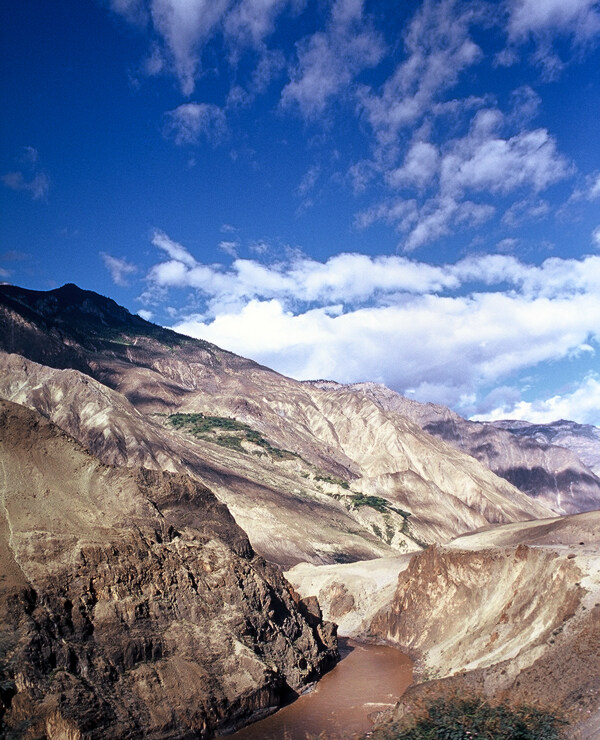 美丽山峰风景图片