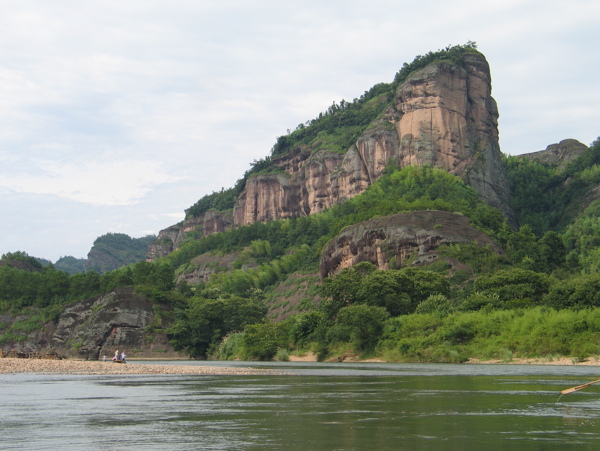 江西龙虎山风光丹霞地貌