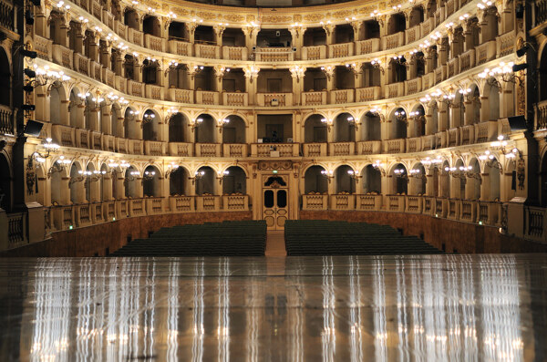 意大利歌剧院图片