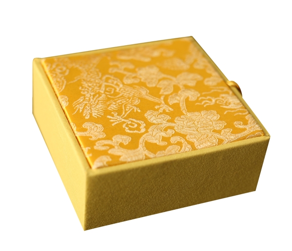 黄色的中国风花纹纹理盒子