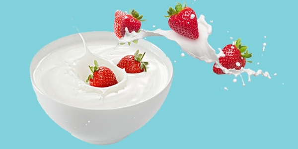 草莓牛奶牛奶日