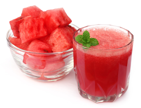 红色的西瓜果汁图片