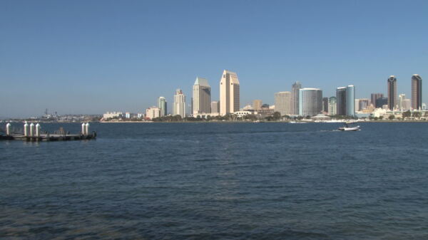圣迭戈港帆船的天际线在距离股票视频视频免费下载