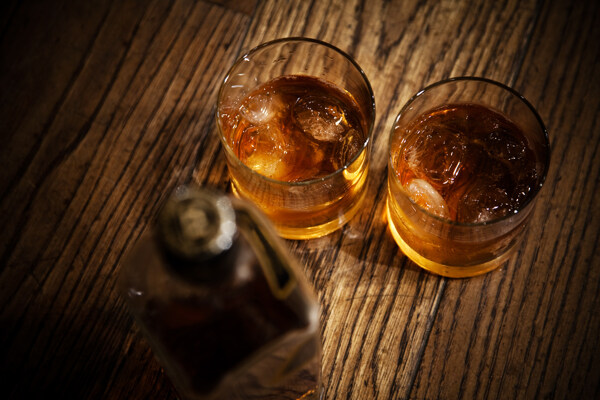 高档威士忌美酒图片
