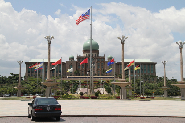 马来西亚最大的清真寺图片