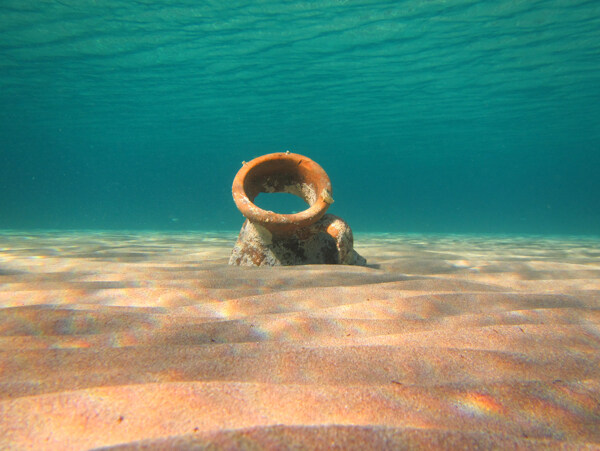 海底的陶器
