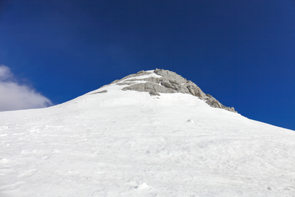 玉龙雪山峰顶图片