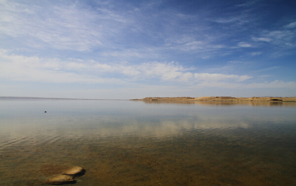 托素湖的宁静图片