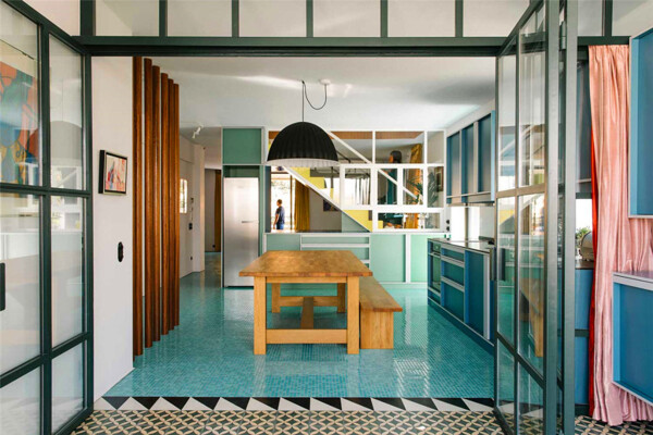 现代时尚客厅蓝绿色地板室内装修效果图
