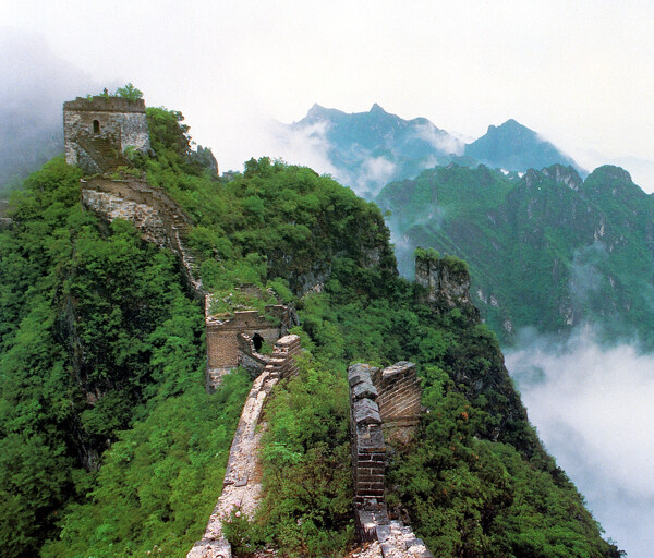 长城烟雨