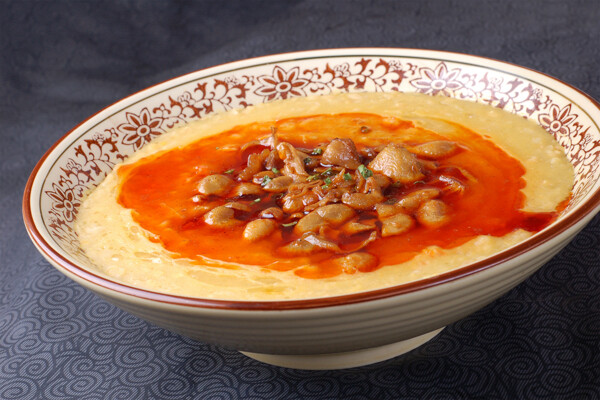 扒豌豆烩肥肠图片