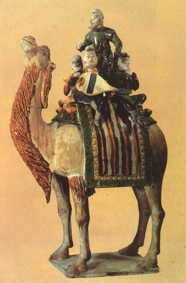 三彩骆驼载乐俑图片