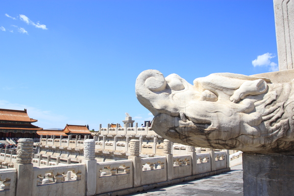 北京故宫太和殿石狮水槽